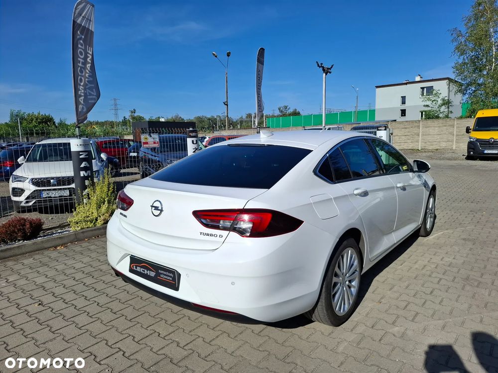 Opel Insignia - 13