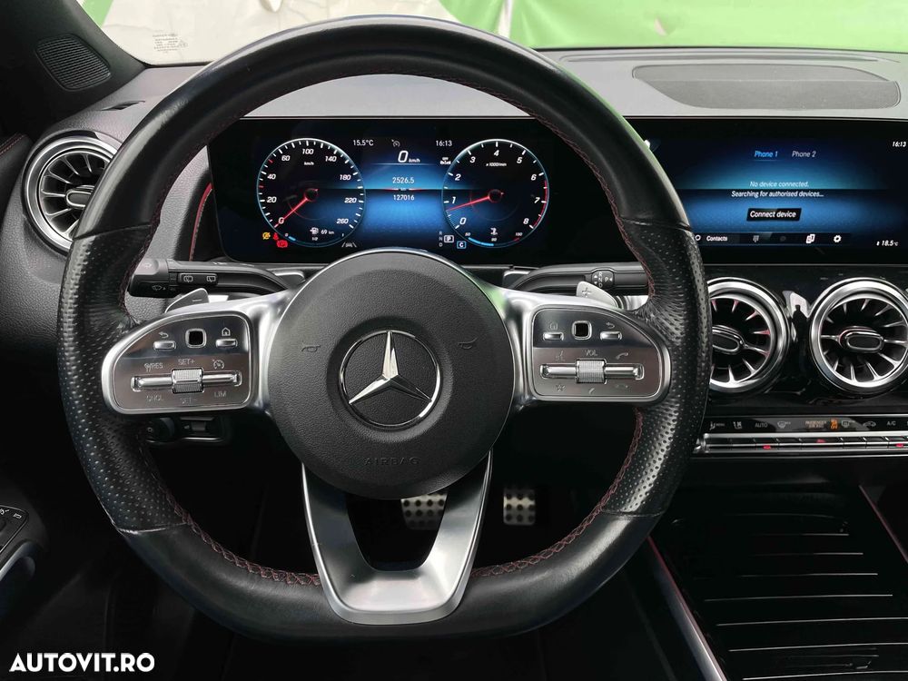 Mercedes-Benz GLB - 9