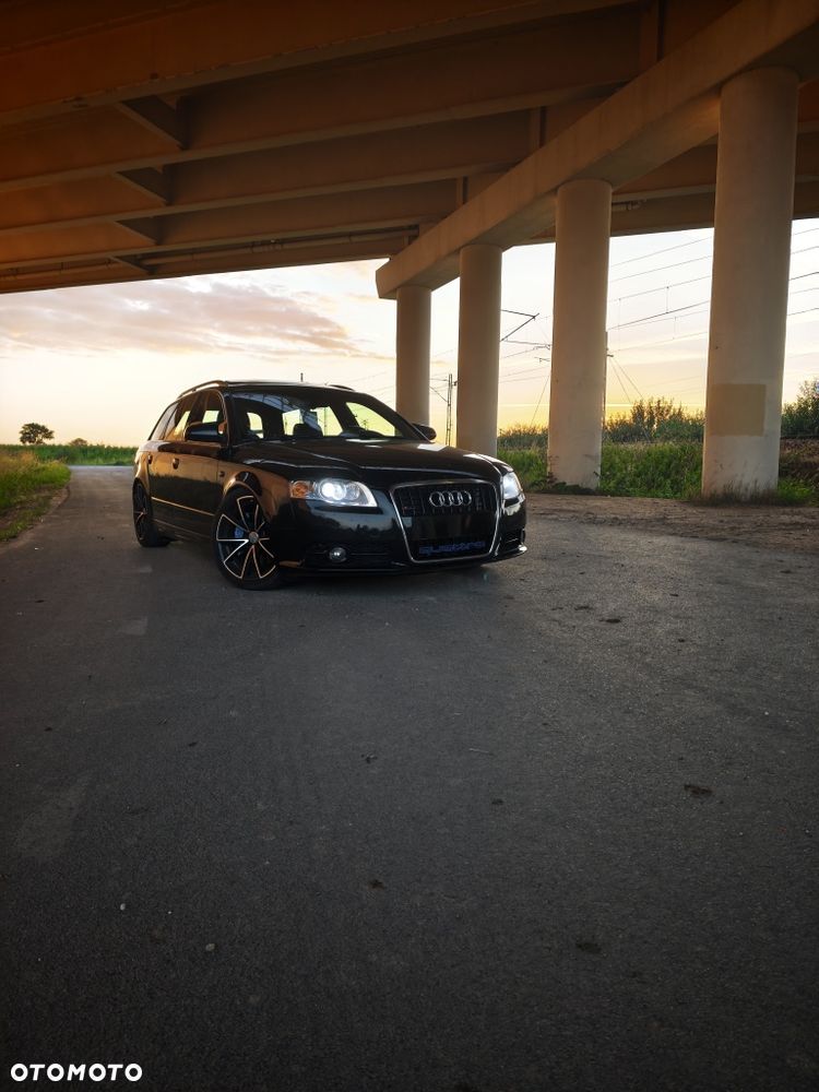 Audi A4 Avant - 1