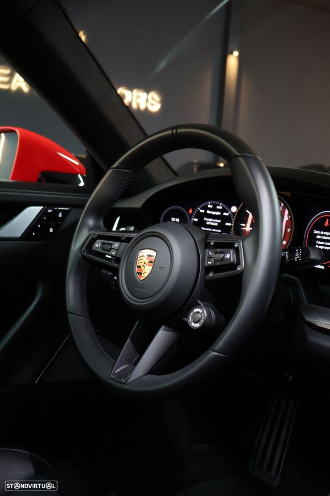 Porsche 911 (992) Turbo S PDK - 39