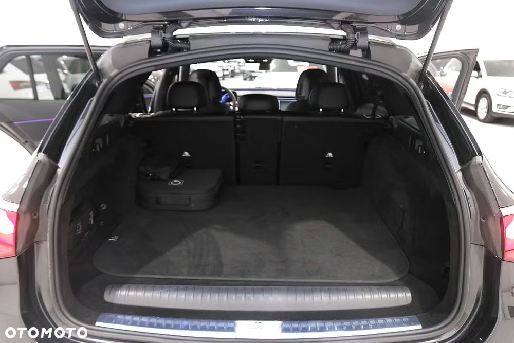 Mercedes-Benz Klasa E 220 d 4Matic 9G-TRONIC Edition AMG Line - 21