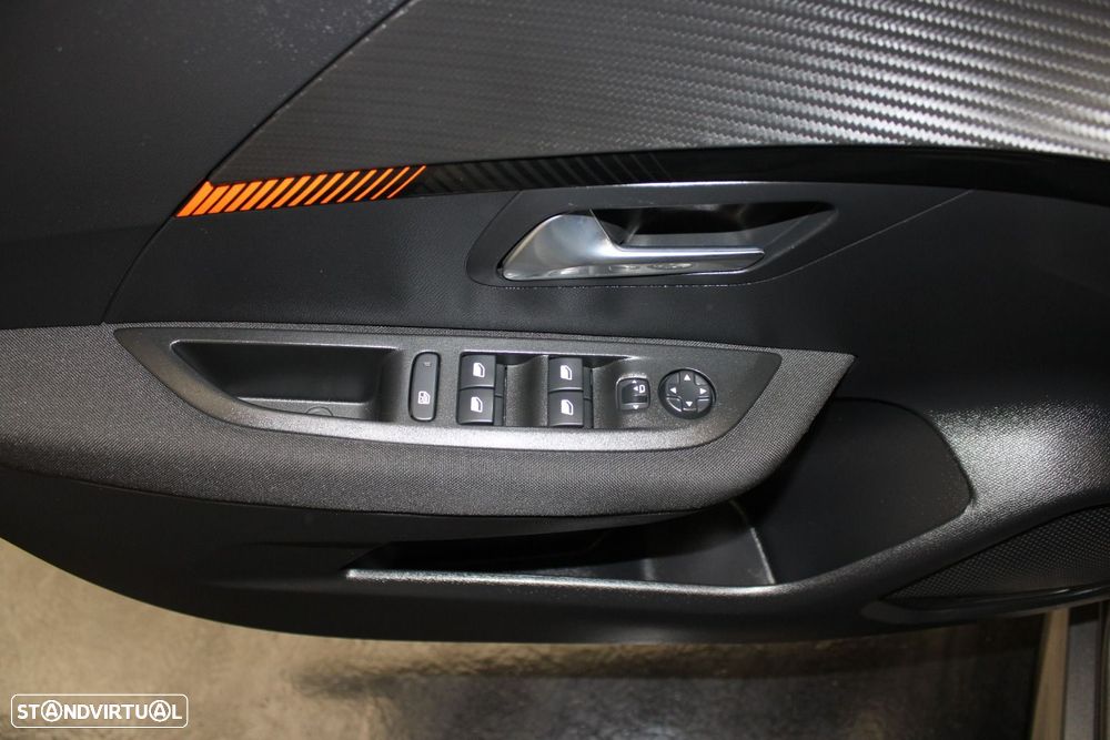 Peugeot 208 1.2 PureTech Active Pack - 16