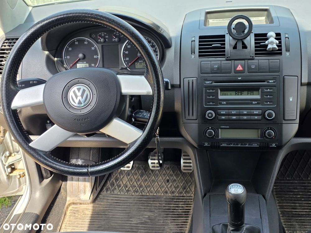 Volkswagen Polo Cross - 13