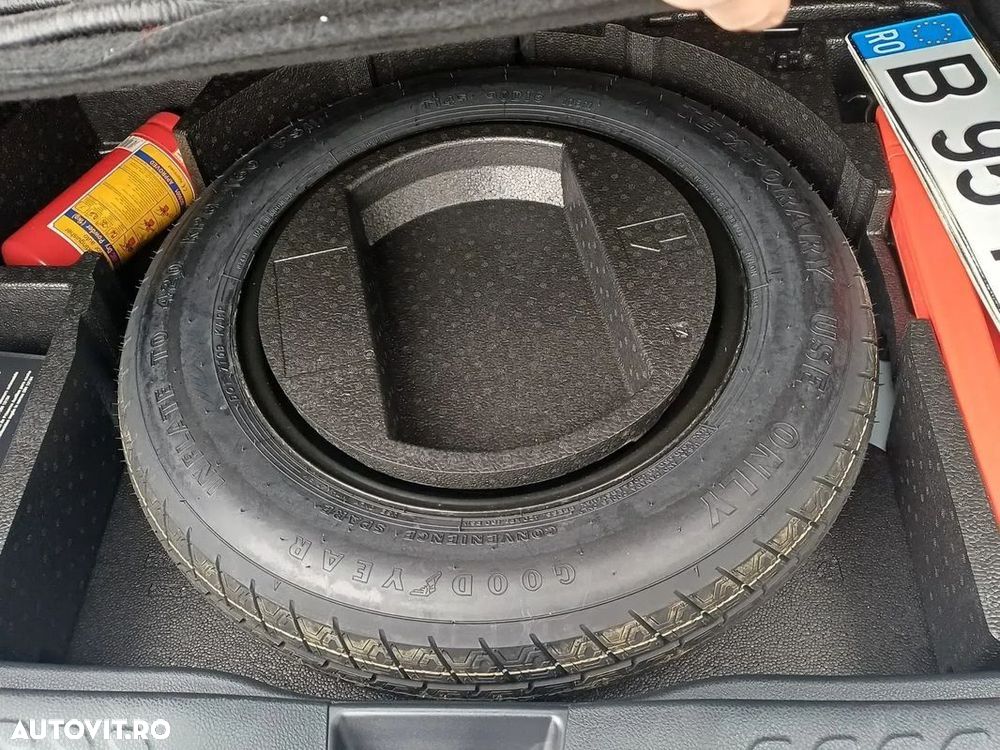Toyota C-HR - 8