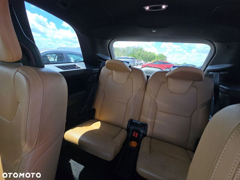 Volvo XC 90 T6 AWD Inscription 7os - 18