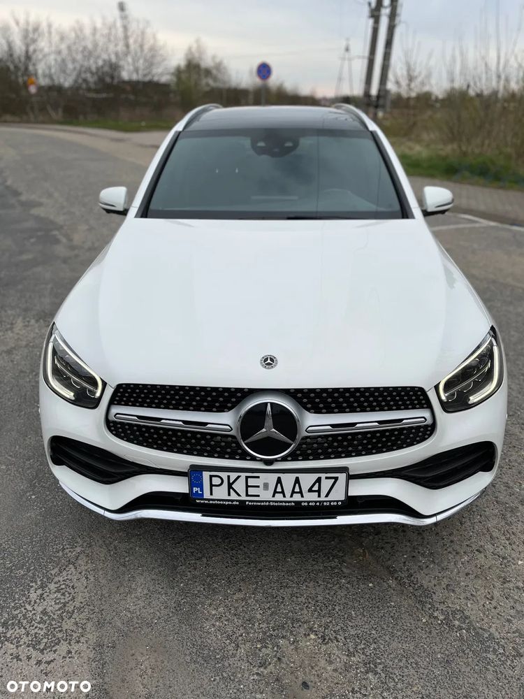 Mercedes-Benz GLC 300 d 4Matic 9G-TRONIC AMG Line Plus - 8