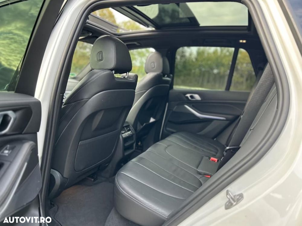 BMW X5 xDrive30d - 13