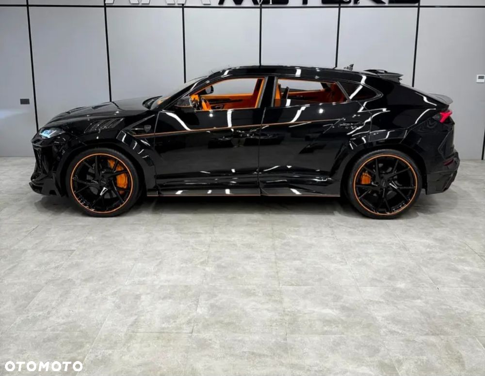 Lamborghini Urus - 3