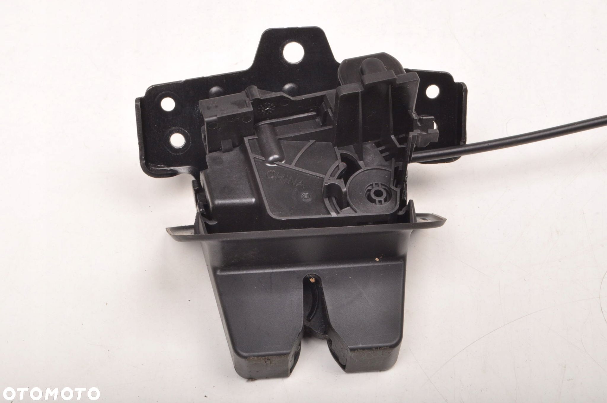 VOLVO S90 16-24 ZAMEK BAGAŻNIKA KLAPY TYŁ TYLNEJ 31386567 - 2