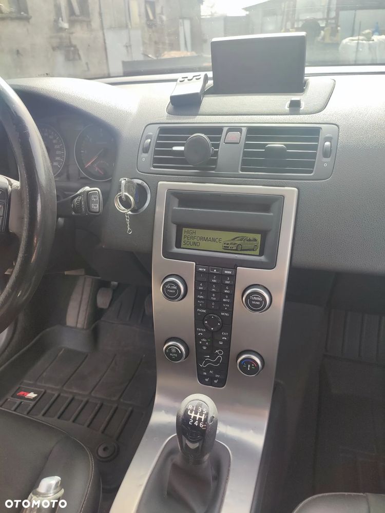 Volvo V50 2.0D DPF Momentum - 13