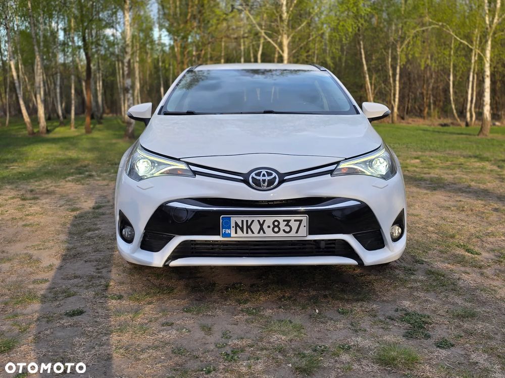 Toyota Avensis Touring Sports 1.8 Multidrive S Business Edition - 8