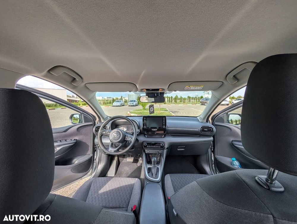 Toyota Yaris - 13