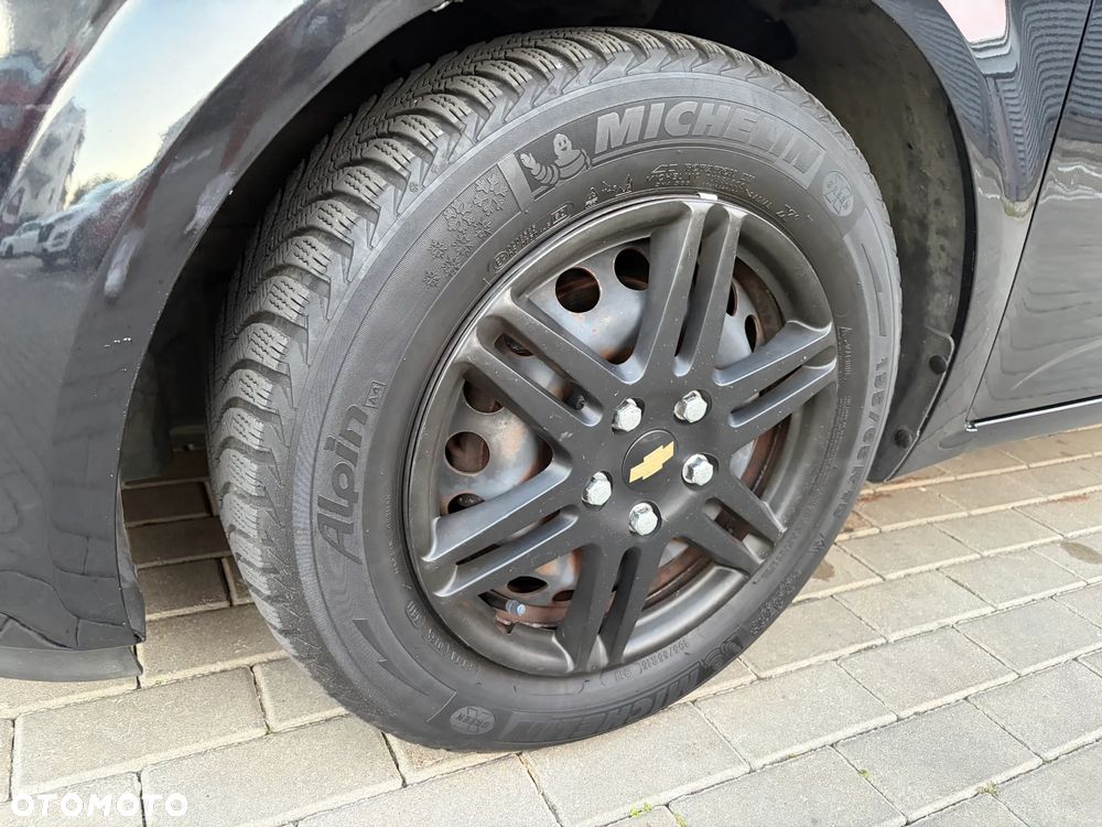 Chevrolet Aveo - 19
