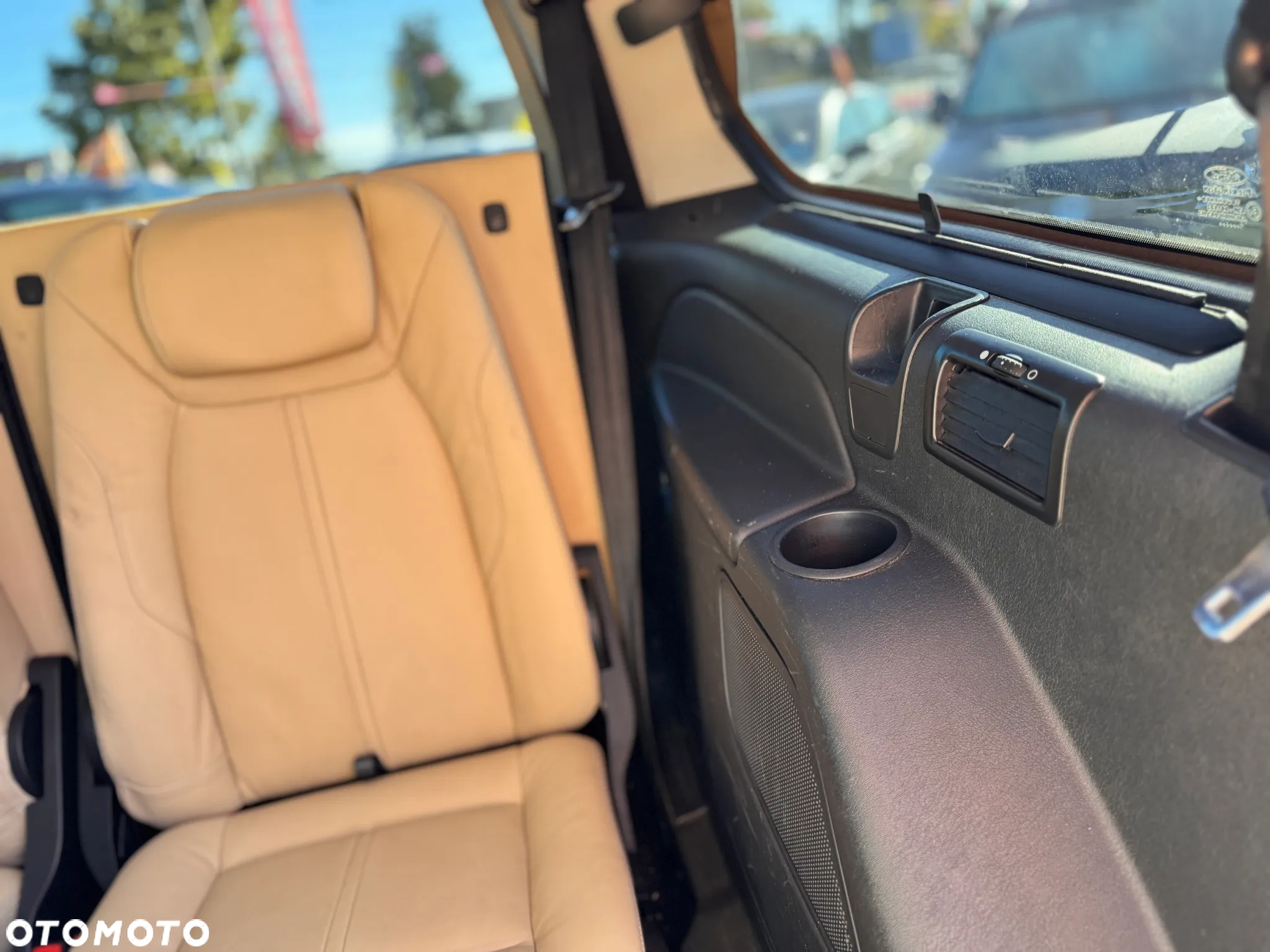 Ford Galaxy 2.0 T Platinium X (Titanium) - 34