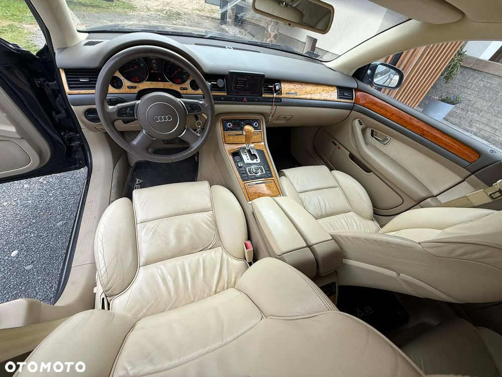Audi A8 - 5