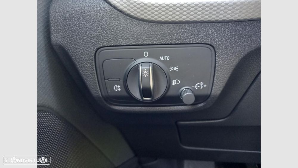 Audi Q2 30 TFSI Advanced - 21