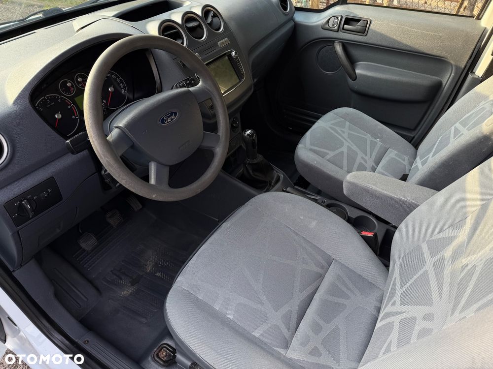 Ford Transit Connect - 27