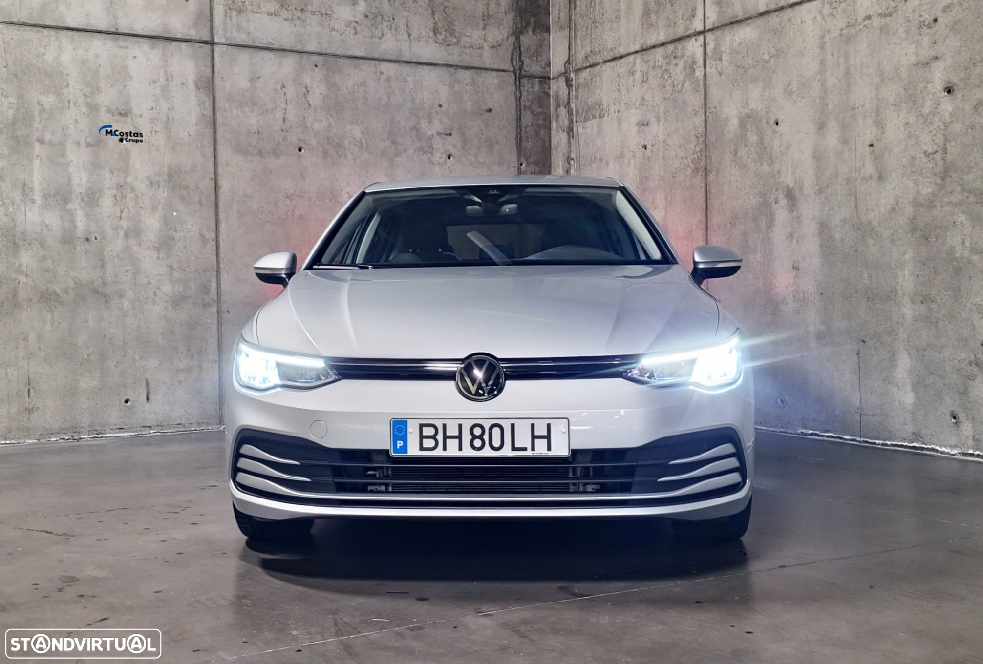 VW Golf 1.0 eTSI Life DSG - 9