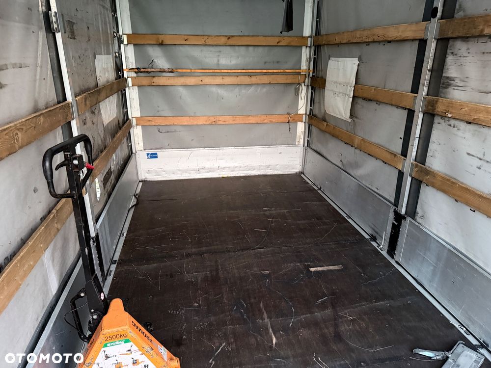 Renault Master - 18
