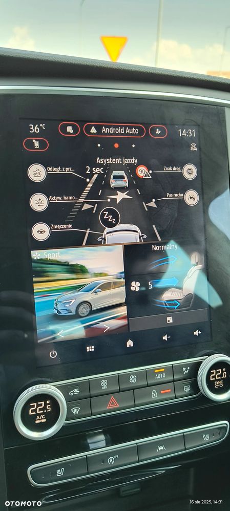 Renault Megane 1.3 TCe FAP Techno EDC - 22