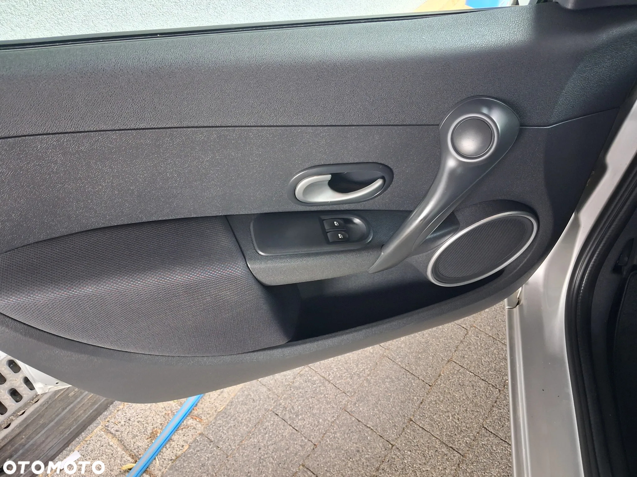 Renault Clio - 18