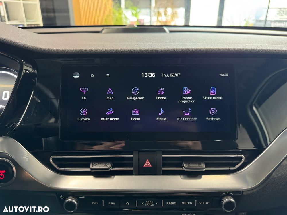 Kia Niro e-Niro 150 kW Vision - 16