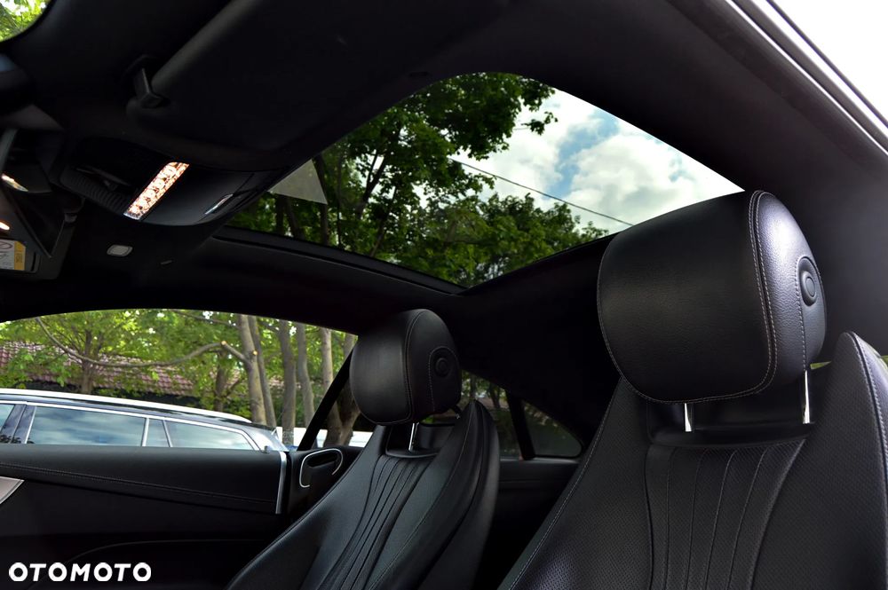 Mercedes-Benz Klasa E 220 d 4-Matic 9G-TRONIC - 30