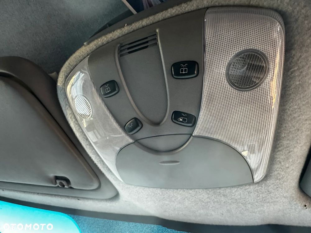 Mercedes-Benz SPRINTER - 33