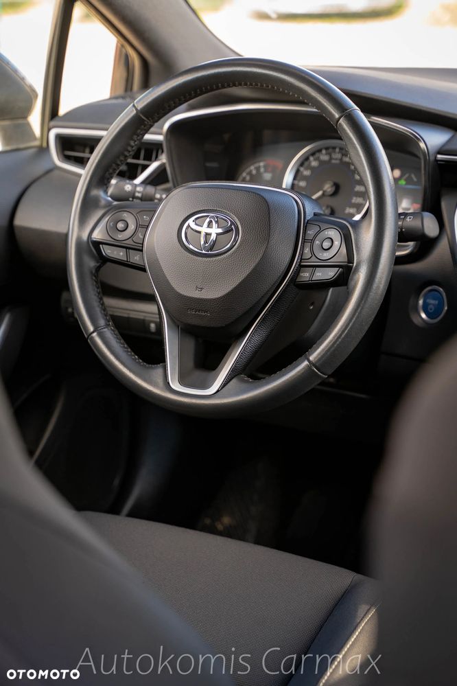 Toyota Corolla 1.8 Hybrid Comfort - 18