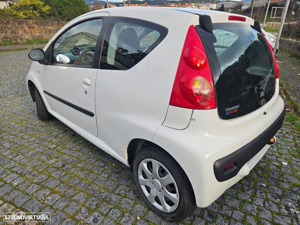 Peugeot 107 1.0 Active 2-Tronic - 4