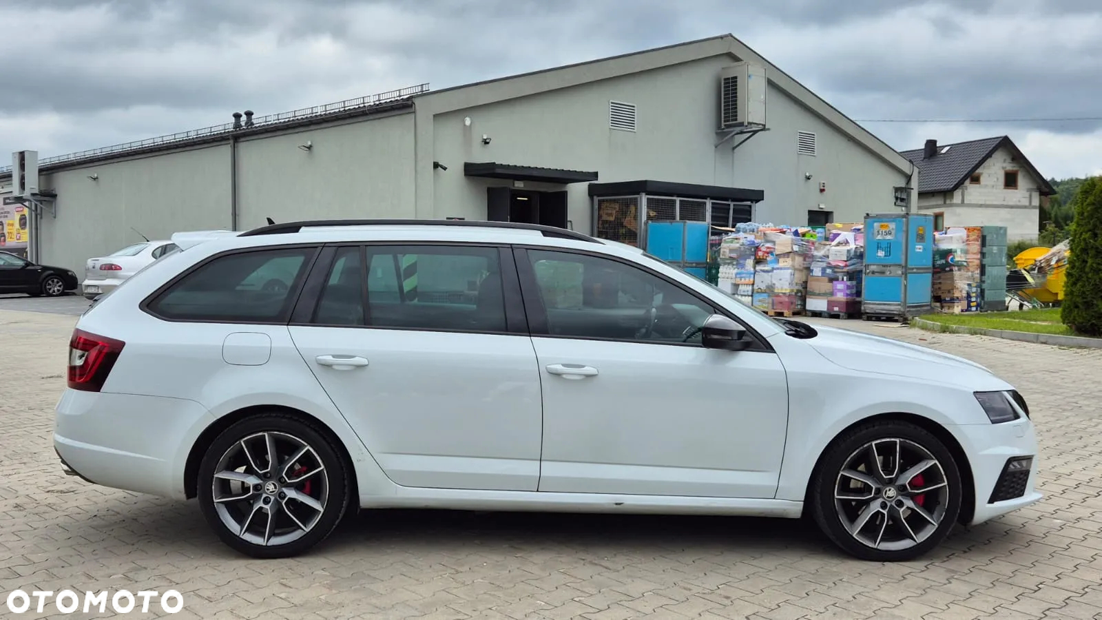 Skoda Octavia 2.0 TDI RS DSG - 9