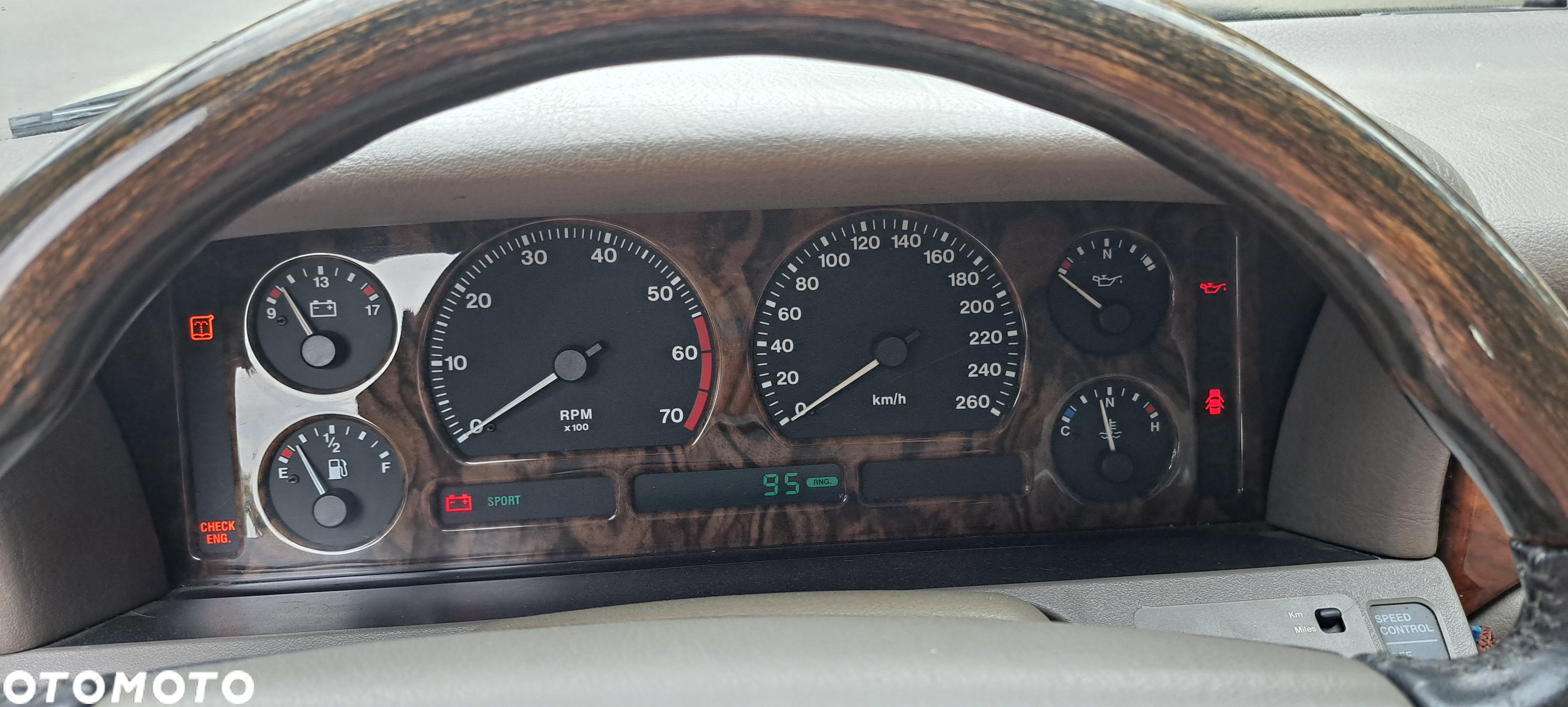 Jaguar XJ - 3