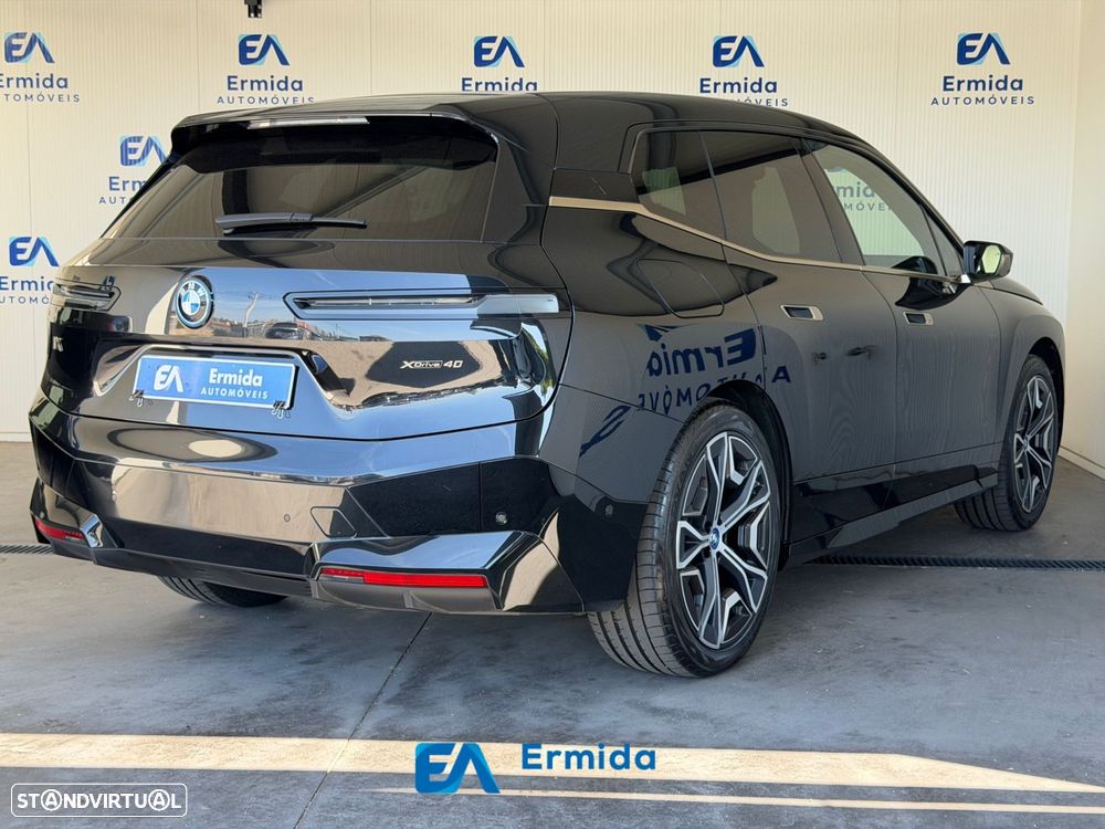 BMW iX xDrive 40 Pack Desportivo - 5