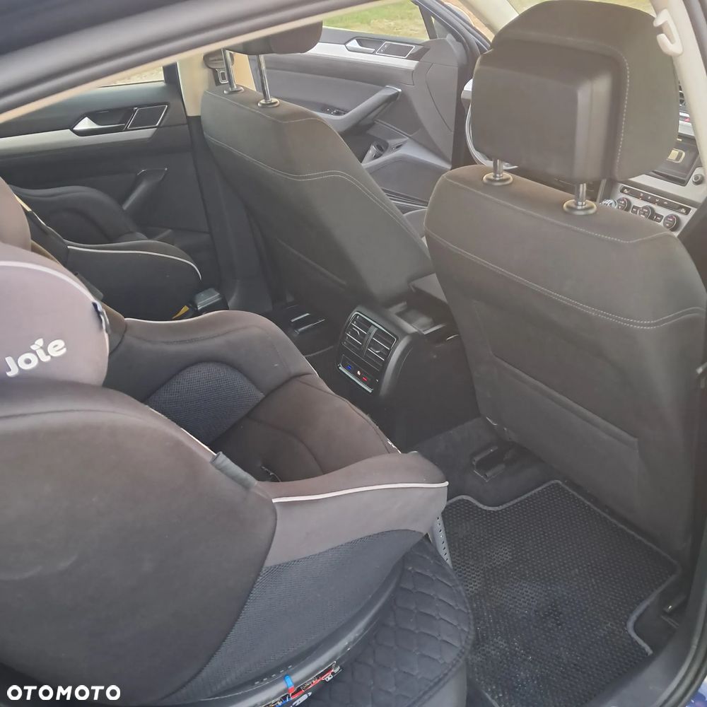 Volkswagen Passat 1.8 TSI BMT Comfortline - 18