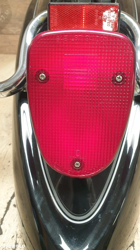 Błotnik tył lampa kierunkowskazy Yamaha XVS1100 Drag Star Classic - 5