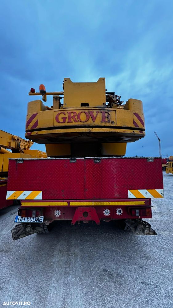Grove GMK 3050 - 3