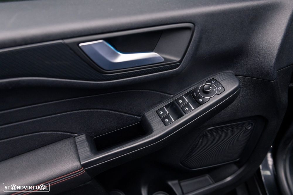 Ford Kuga 2.5 PHEV ST-Line - 43