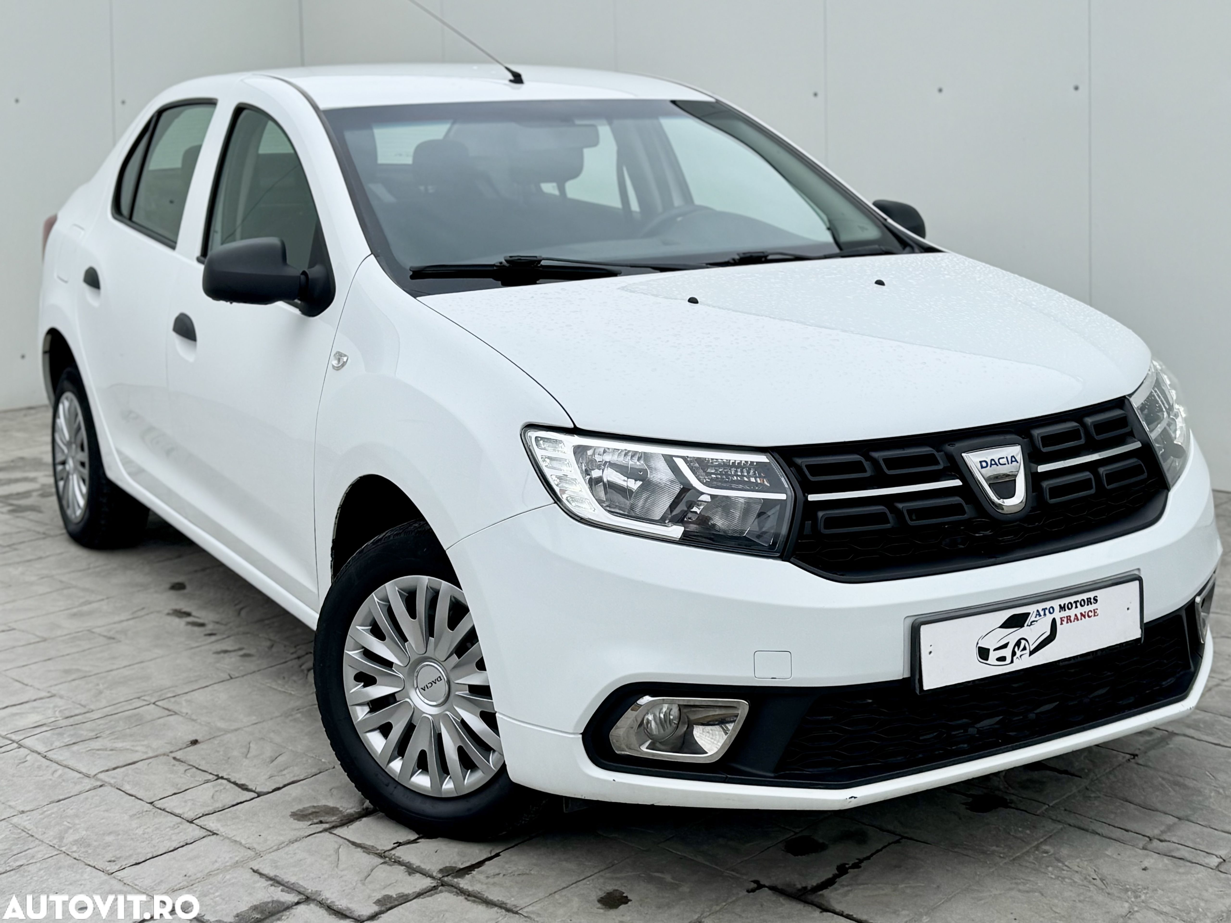 Dacia Logan 1.0 SCe Laureate - 1