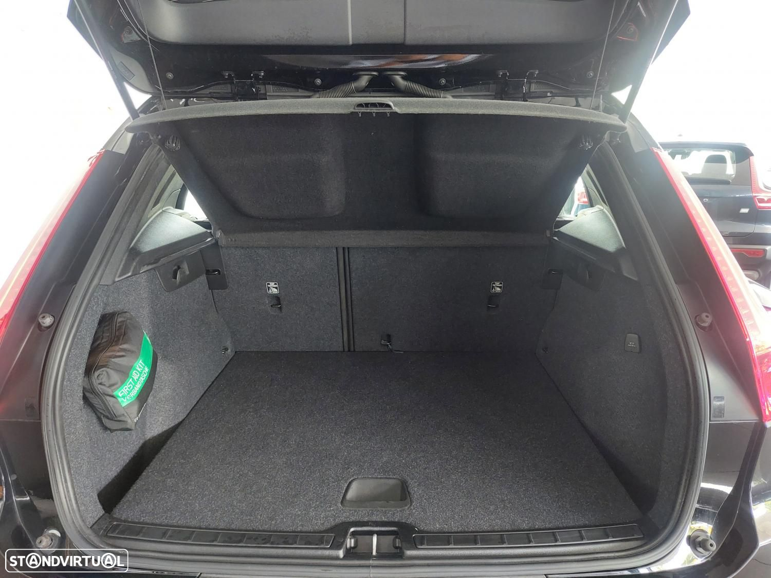 Volvo XC 40 1.5 T2 Momentum - 50