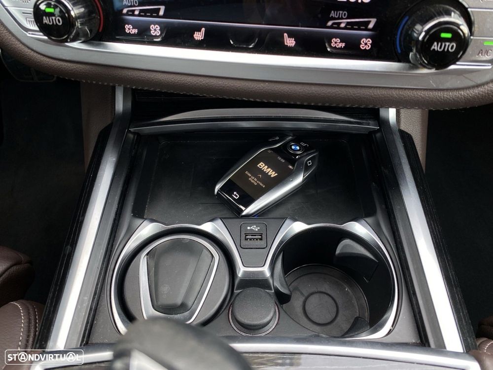 BMW 745 e iPerformance Pack M Auto - 20