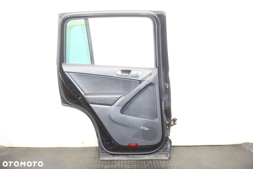 DRZWI LEWY TYŁ VOLKSWAGEN TIGUAN I C9X SUV - 2