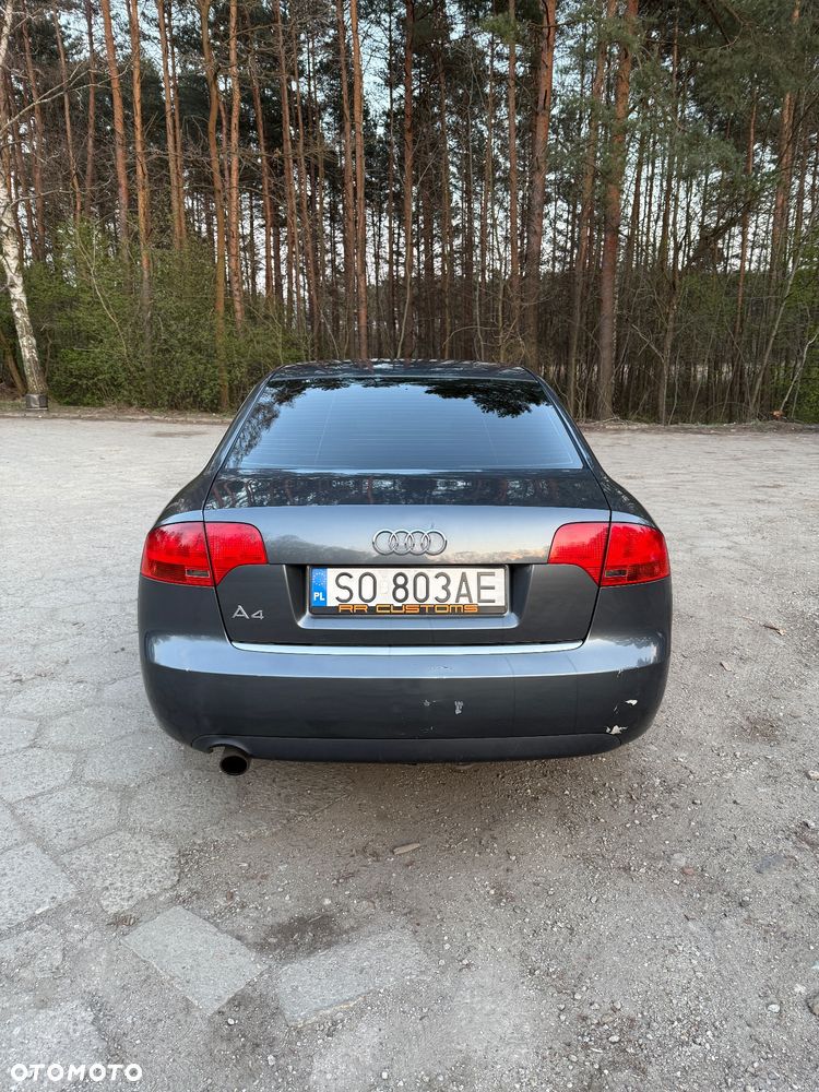 Audi A4 Limousine 2 - 6