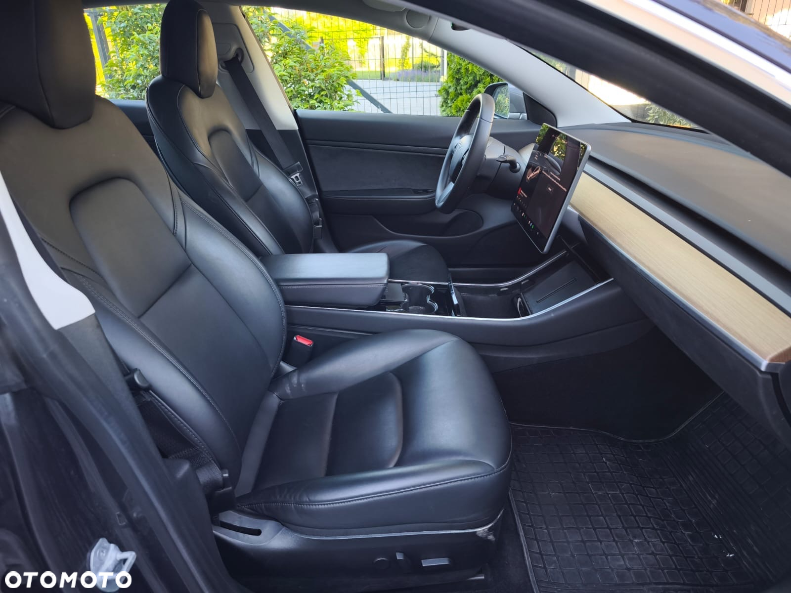 Tesla Model 3 Standard Reichweite Plus Hinterradantrieb - 30