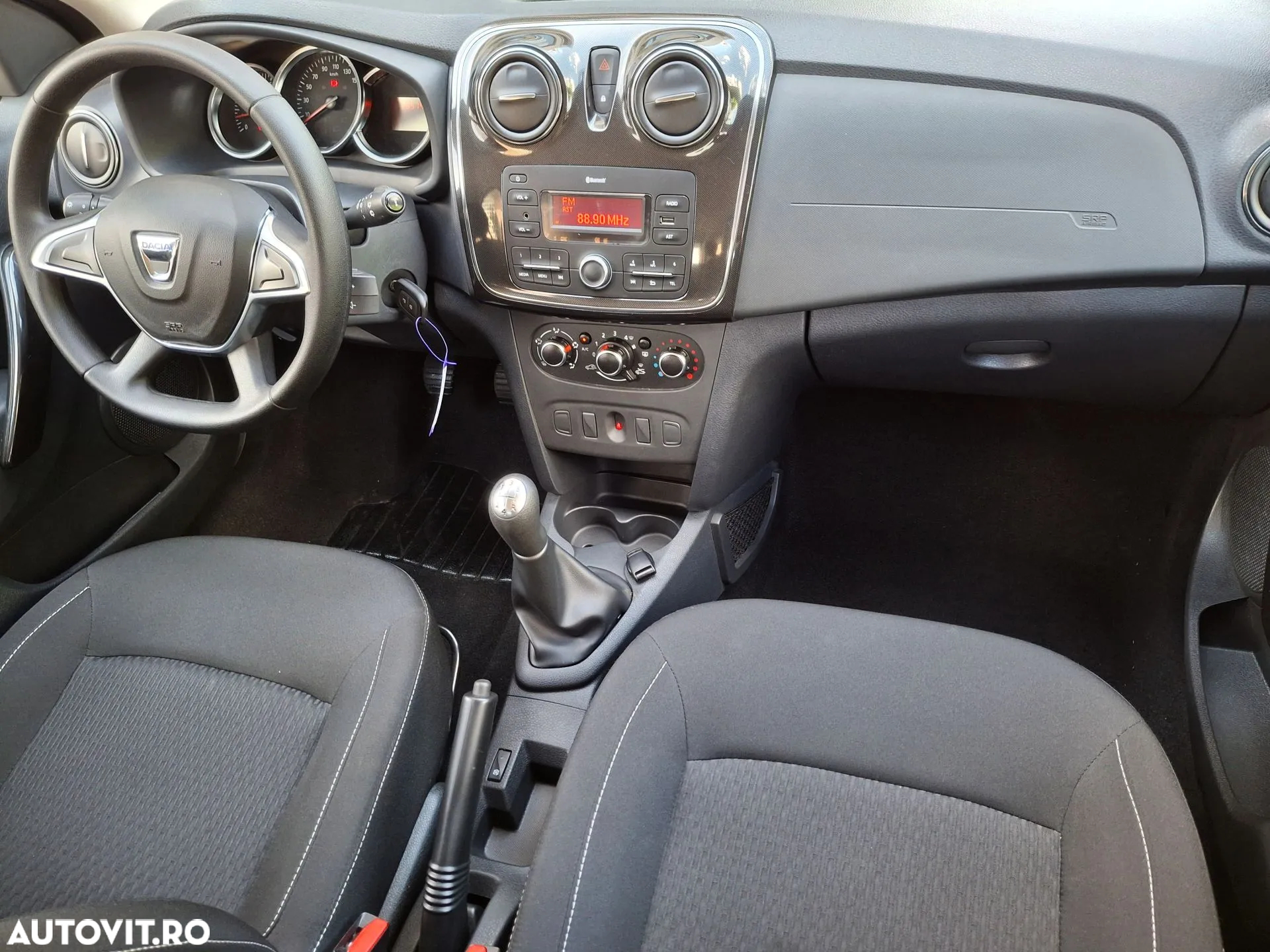 Dacia Logan MCV SCe 75 Ambiance - 8