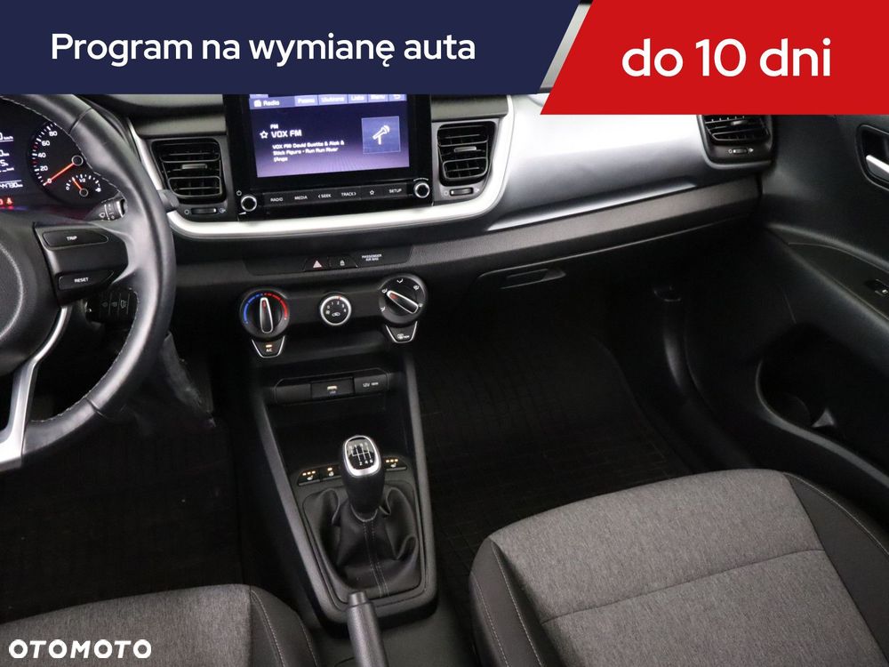 Kia Stonic - 10