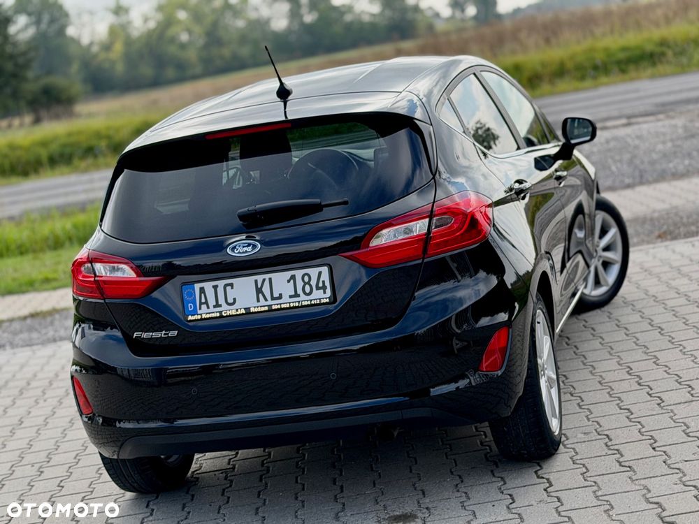 Ford Fiesta 1.0 EcoBoost S&S TITANIUM - 29