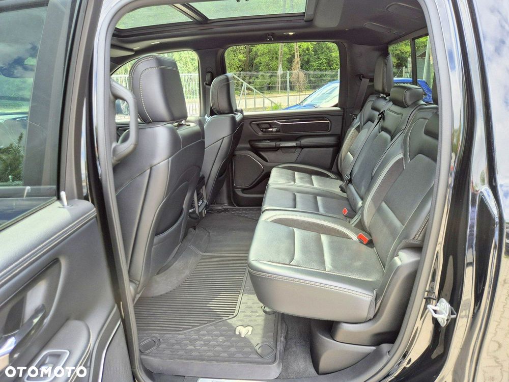 RAM 1500 Crew Cab Laramie - 27