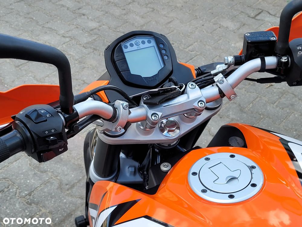 KTM Duke - 18