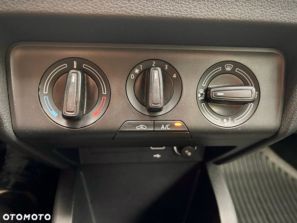 Skoda Fabia 1.0 Active - 14