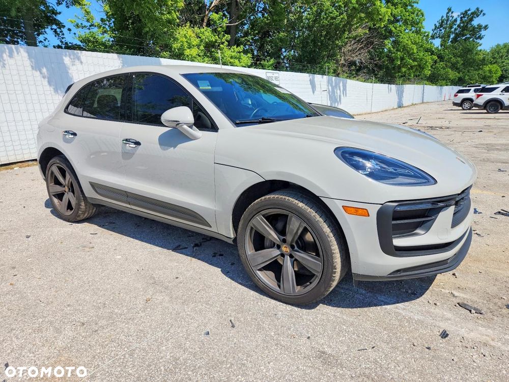 Porsche Macan Standard - 4